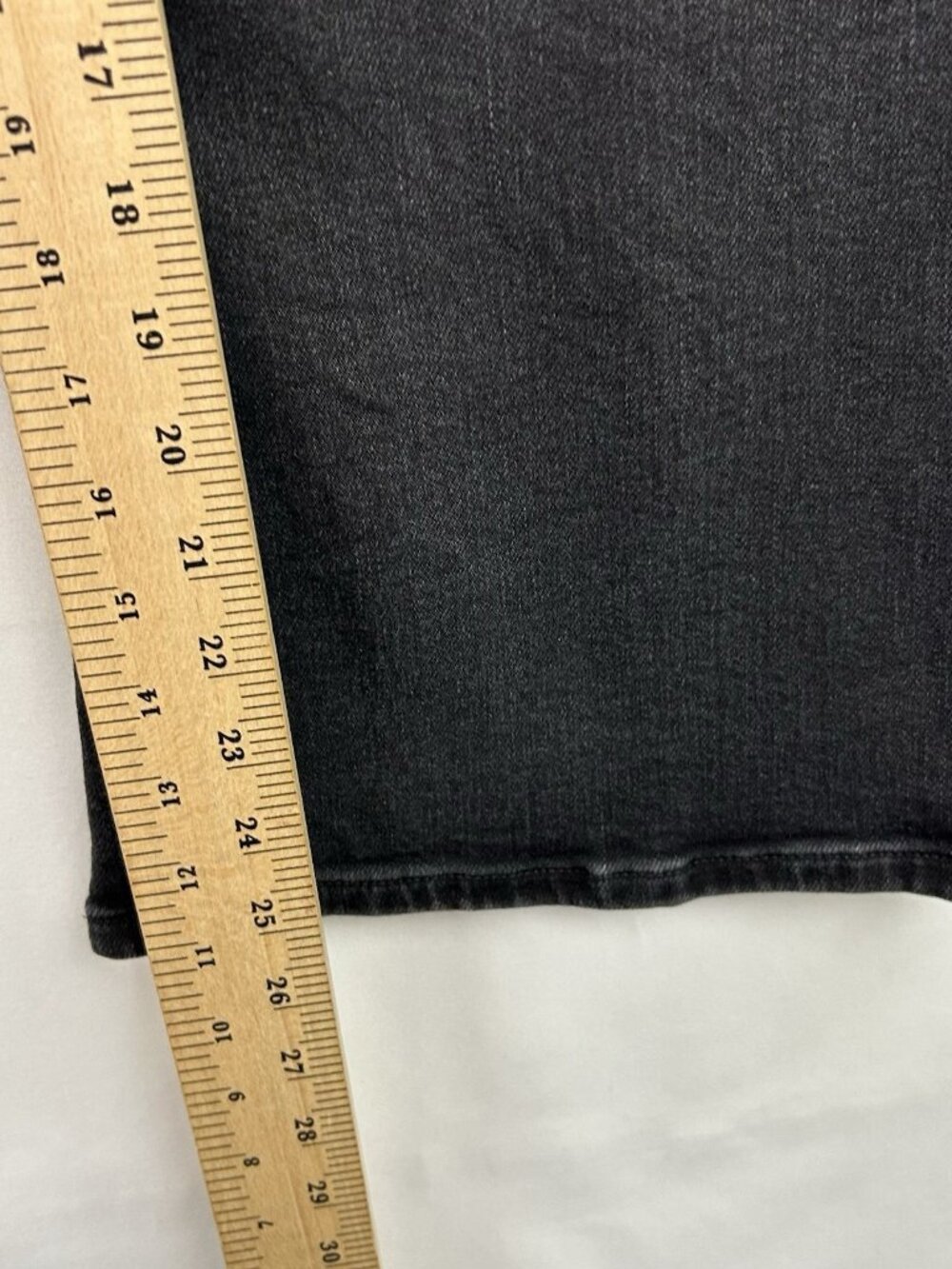 GOOD AMERICAN Good Waist Cropped Palazzo Never Fade Jeans Black Womens Size 4/27 - Picture 10 of 16